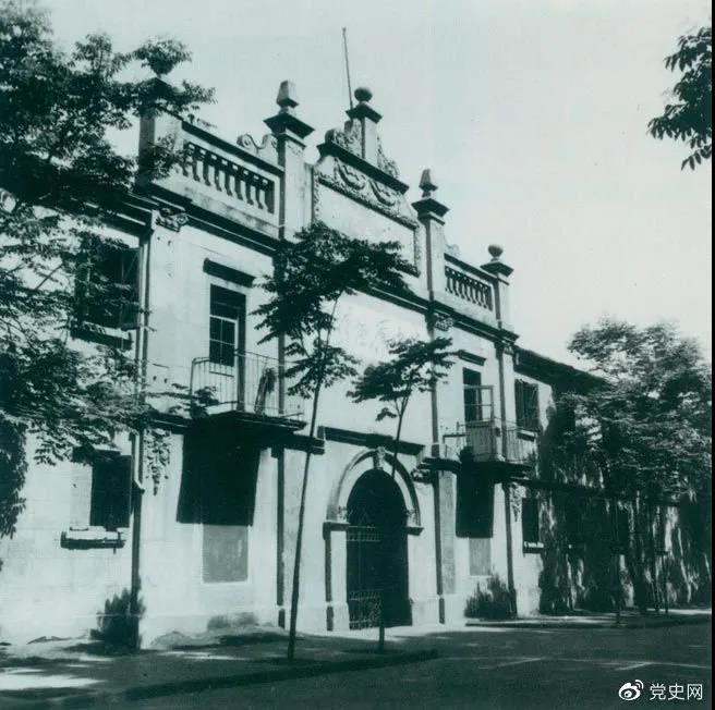 1927年4月27日，中國(guó)共產(chǎn)黨第五次全國(guó)代表大會(huì)在武漢召開。圖為大會(huì)舉行開幕式的地方。