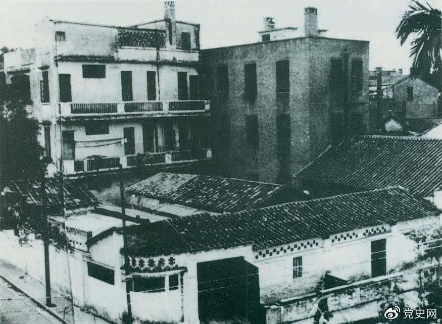 　　1923年6月12日至20日，中國共產(chǎn)黨在廣州東山恤孤院路后街31號(hào)（今恤孤院路3號(hào)）召開第三次全國代表大會(huì)，圖為大會(huì)舊址。